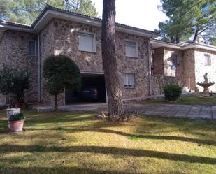 Exterior view of House or chalet for sale in Marugán  with Heating, Private garden and Terrace