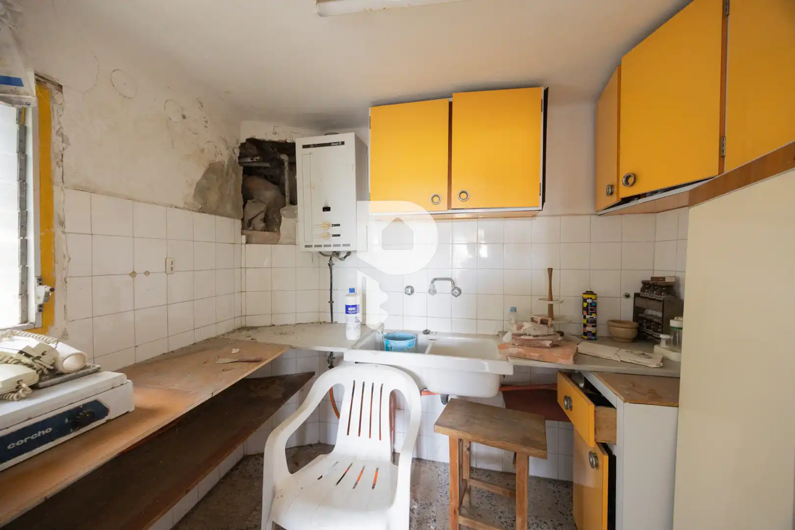 Cuina de Casa o xalet en venda en Sant Andreu de la Barca amb Aire condicionat, Calefacció i Jardí privat