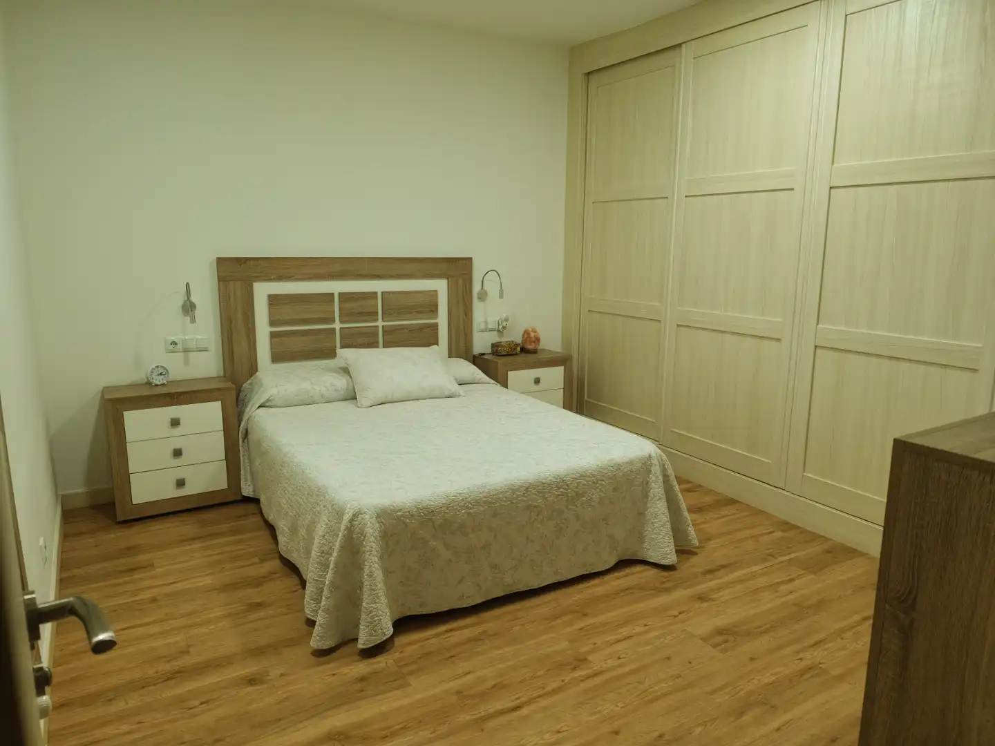 Dormitori de Casa o xalet en venda en Consuegra amb Aire condicionat, Calefacció i Terrassa