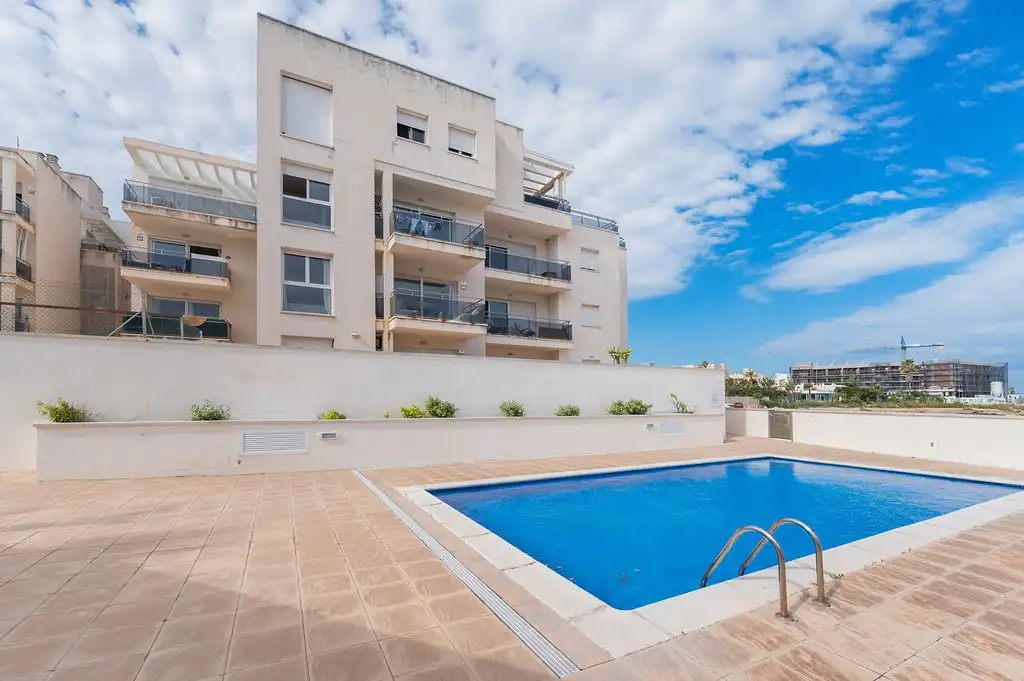 Piscina de Piso en venta en Sant Josep de sa Talaia con Piscina