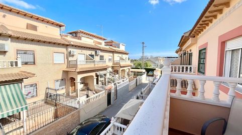 Foto 3 de Casa adosada de alquiler en Zona Carrefour - Urbanizaciones, Torrevieja