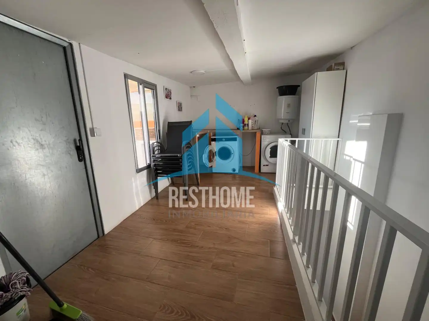 Houses for sale in Cullera  with Air Conditioner, Terrace and Balcony