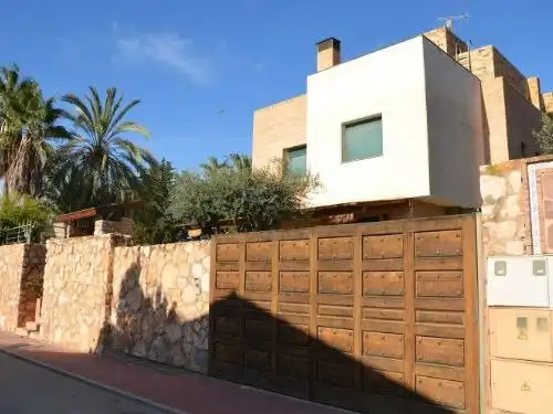 Chalet con piscina en venta en Altorreal - El Chorrico, imagen 9