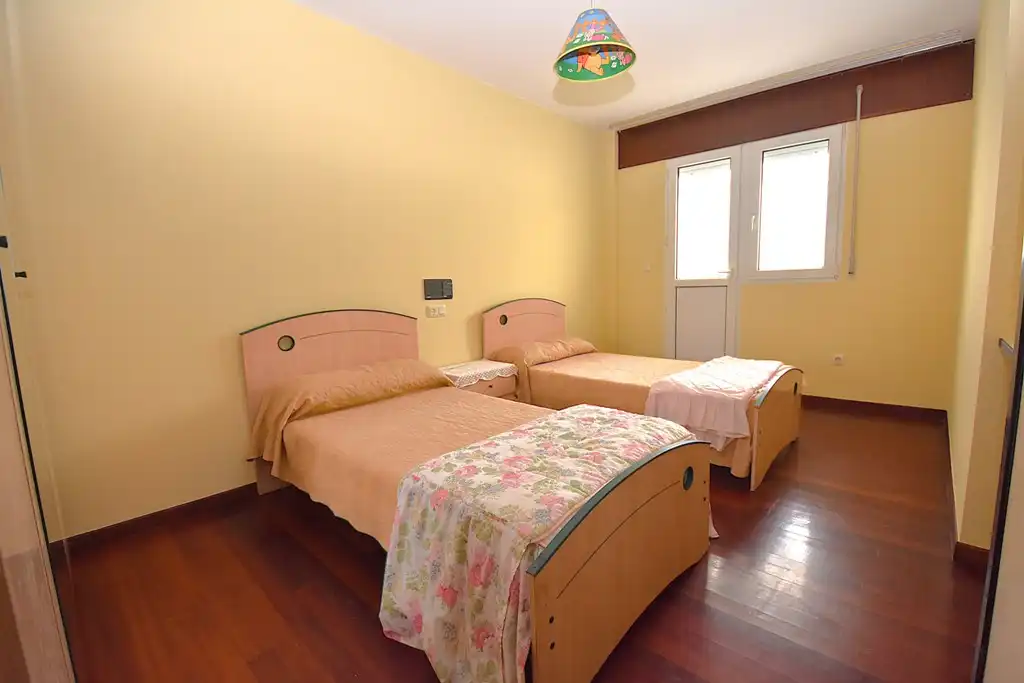 Bedroom of Flat for sale in Noia, A Coruña