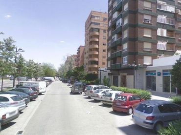 Local comercial en venda a Avenida CID 87