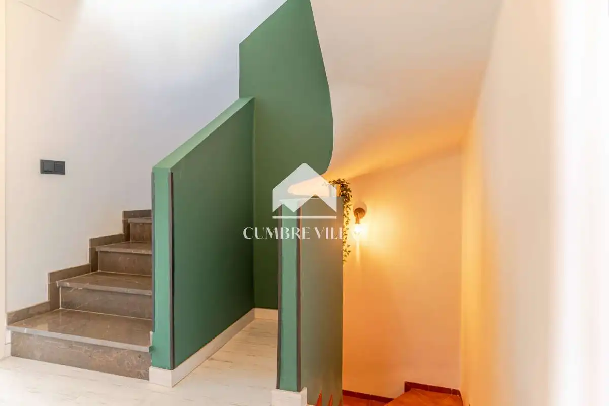 Casa adosada en venta en Almuñécar con Terraza, Trastero y Internet