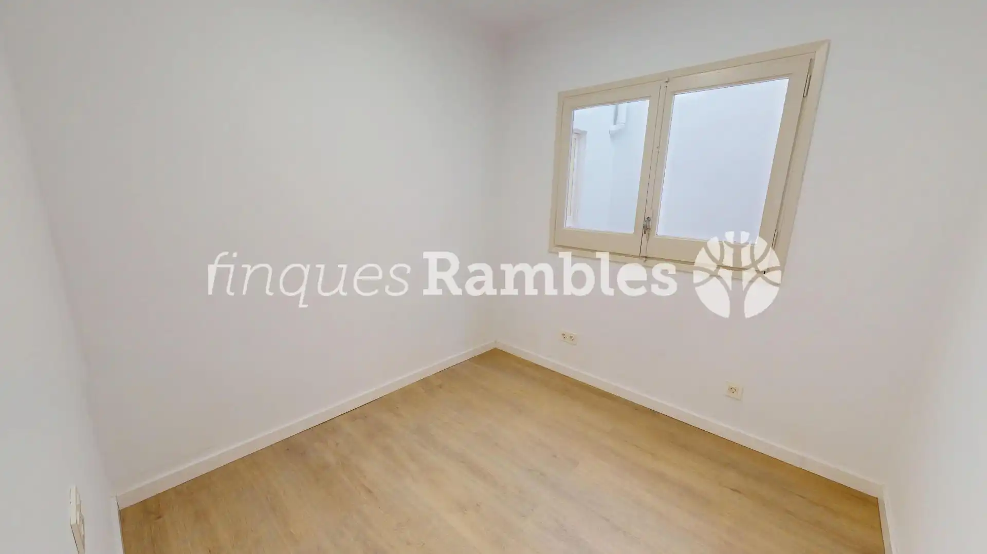 Habitación de Piso en venta en Igualada con Parquet y Terraza