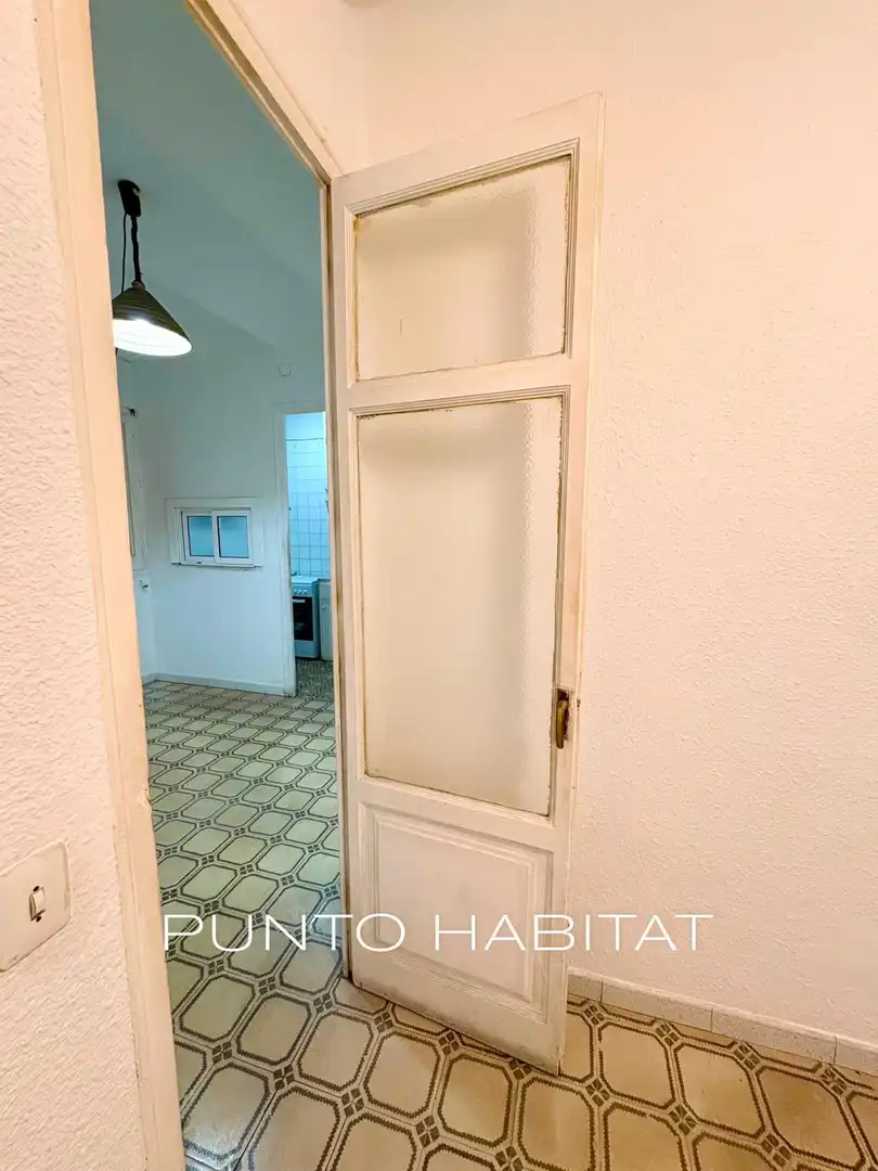 Cocina de Piso en venta en Barcelona con Balcón
