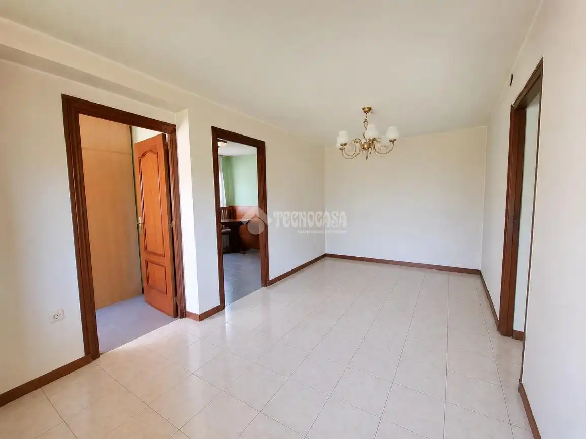 Habitación de Piso en venta en Madrid con Calefacción y Balcón