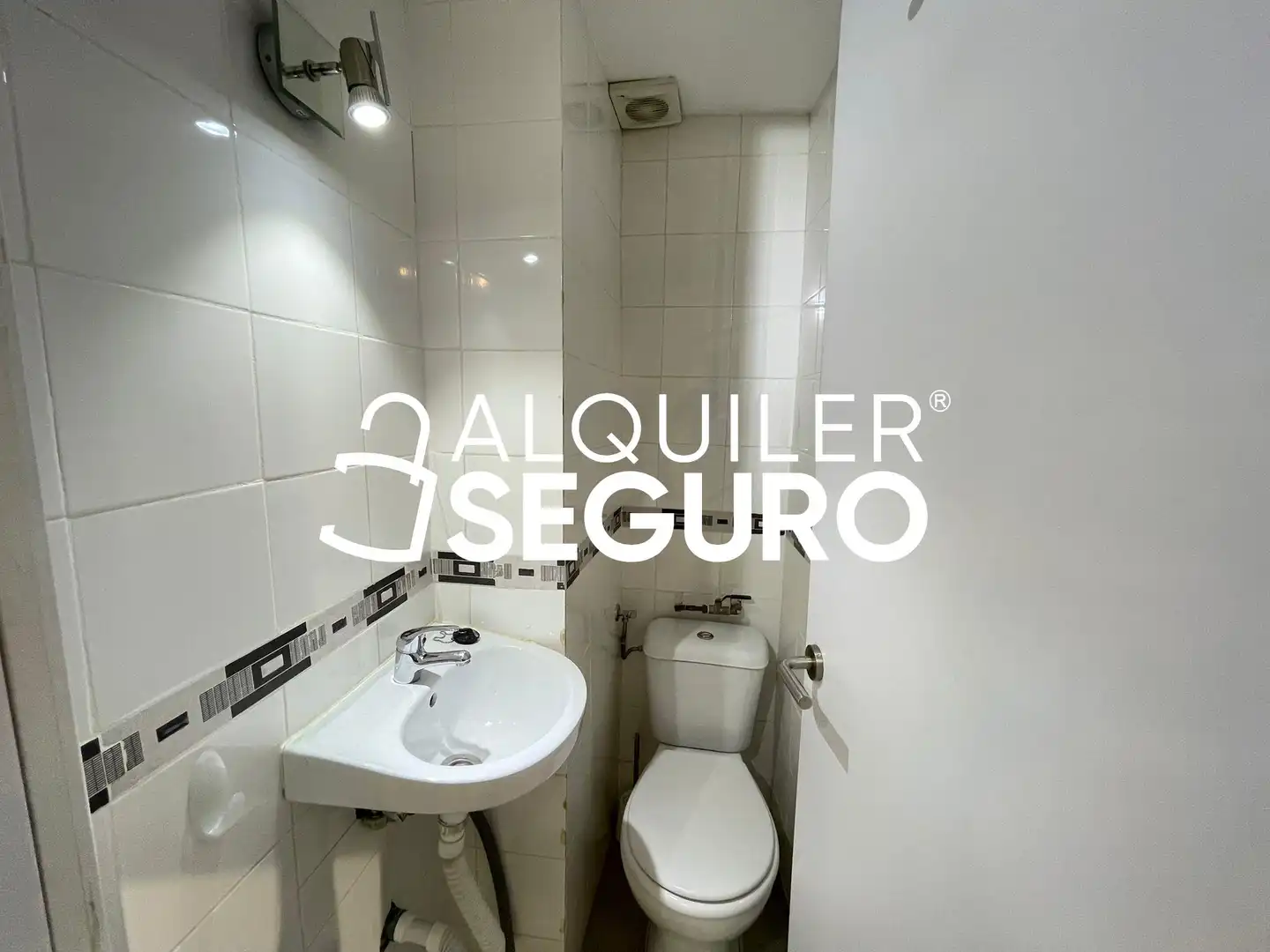 Bany de Local de lloguer en Madrid