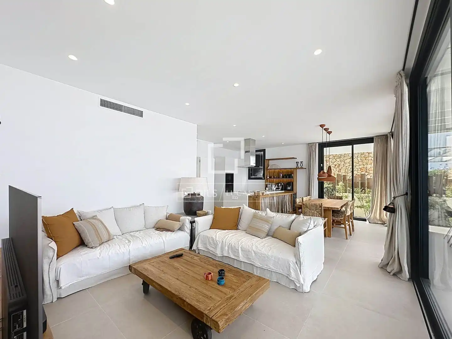 Sala de estar de Casa o chalet de alquiler en Ciutadella de Menorca con Aire acondicionado, Calefacción y Jardín privado