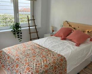 Bedroom of Flat to share in  Madrid Capital  with Air Conditioner, Heating and Washing machine