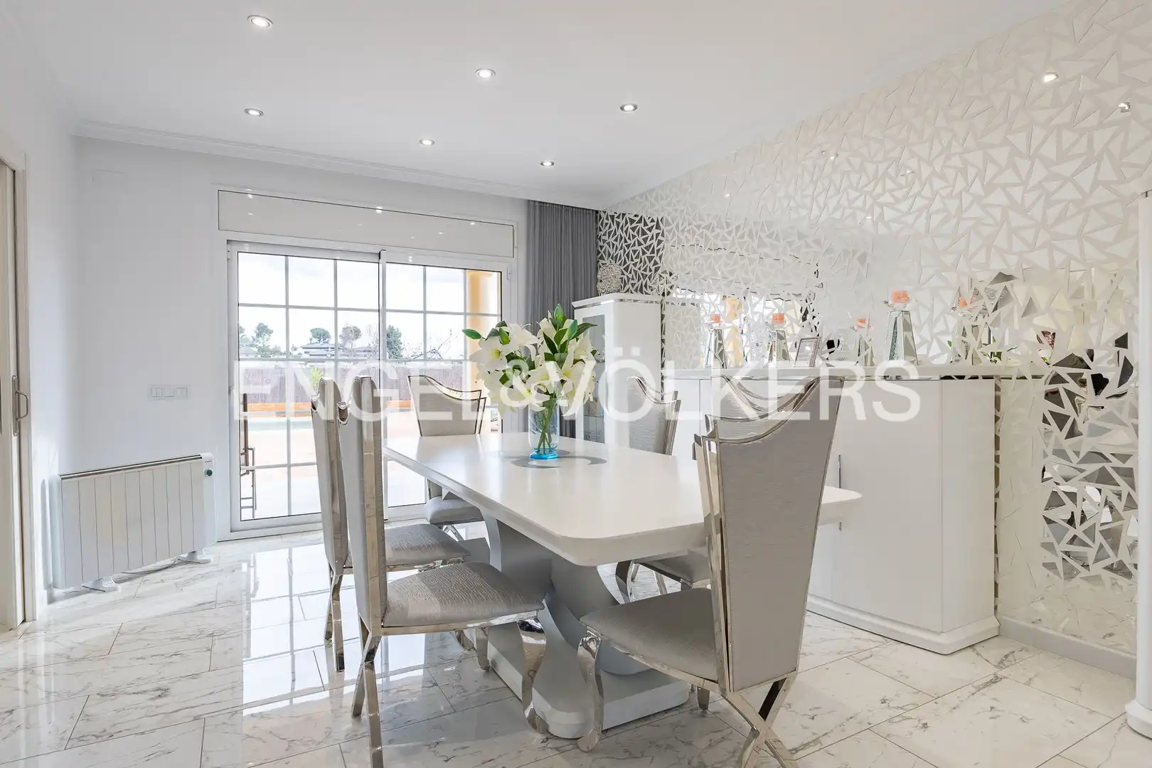 Dining room of Country homes for sale in Terrassa  with Air Conditioner, Heating and Private garden