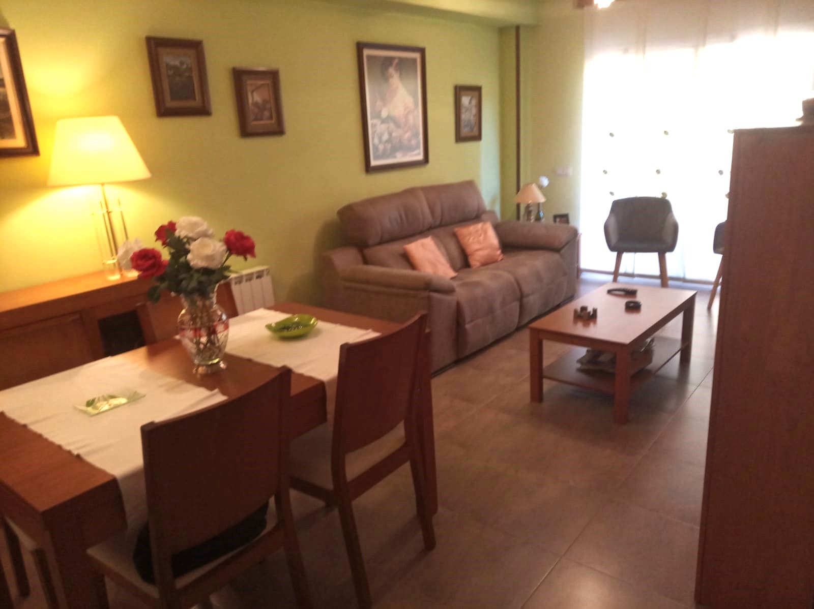 Living room of Single-family semi-detached for sale in Alfara de Carles  with Air Conditioner, Heating and Private garden