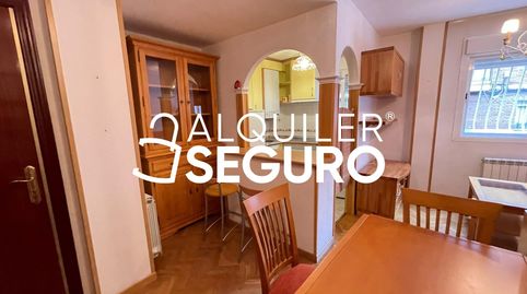 Foto 4 de Piso de alquiler en Alejandrina Moran, Lucero, Madrid Capital