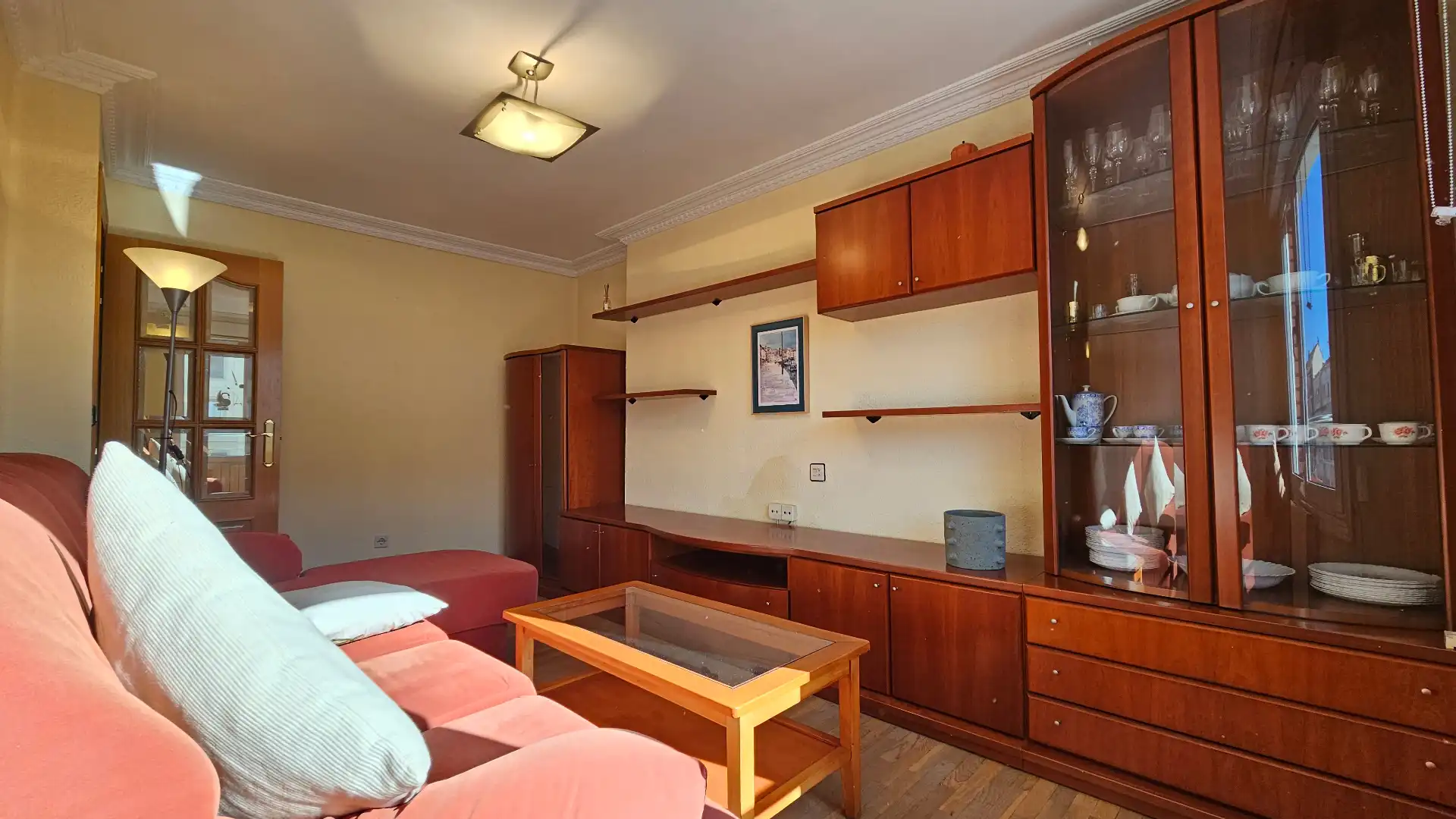 Bedroom of Flat for sale in Vitoria - Gasteiz  with Heating, Parquet flooring and Furnished