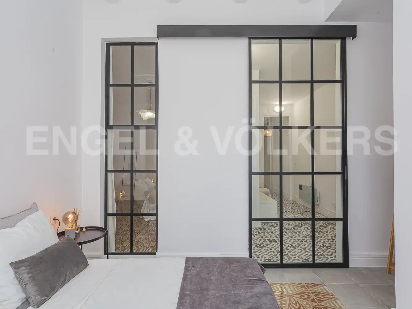 Schlafzimmer von Wohnung zum Verkauf in Barcelona mit Heizung und Balkon