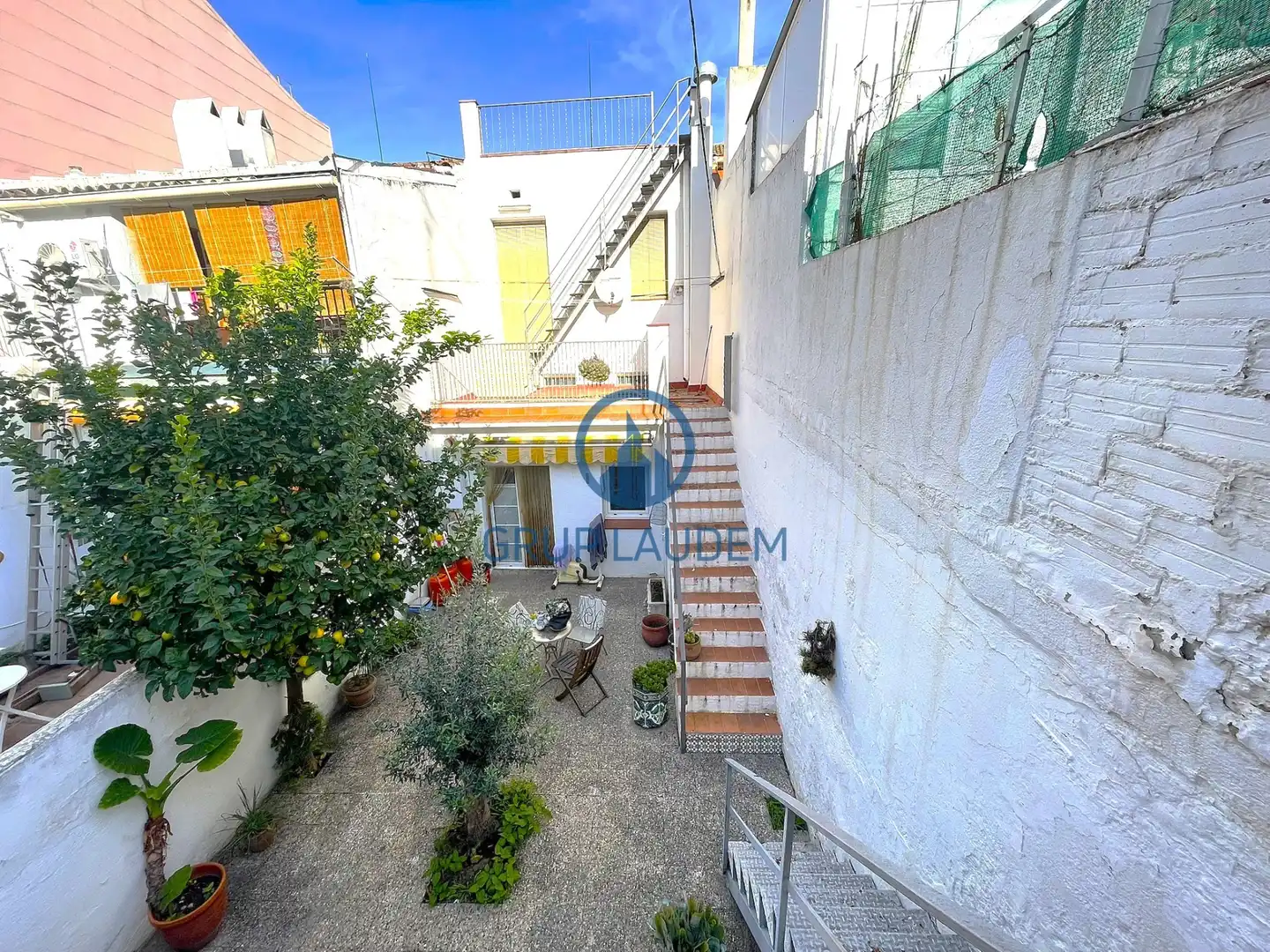 Exterior view of Houses for sale in Mataró  with Terrace, Storage room and Oven