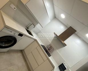 Kitchen of Study to rent in Utrera