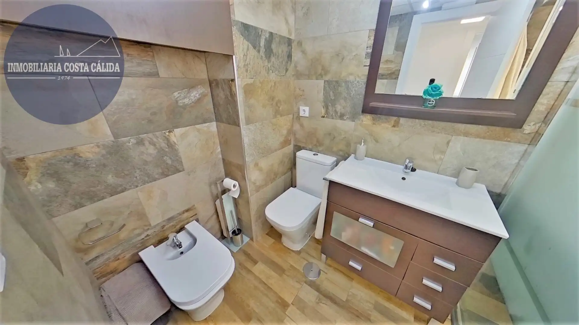 Baño de Piso en venta en Águilas con Aire acondicionado, Calefacción y Trastero