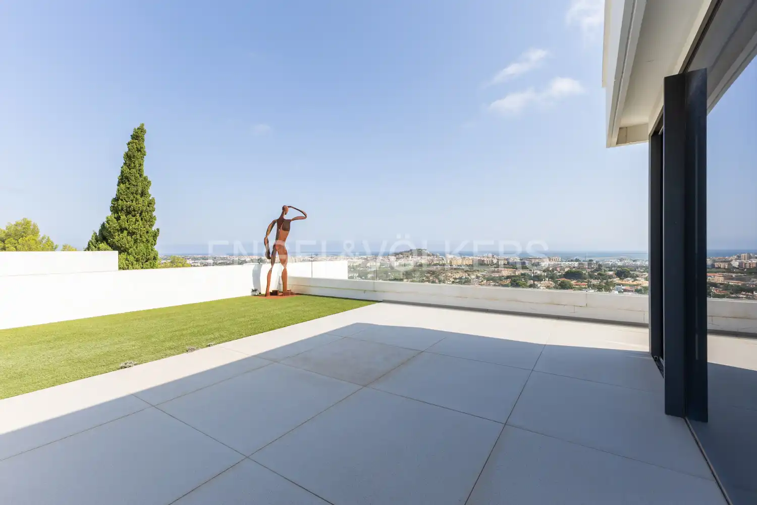 Terrasse von Haus oder Chalet zur Miete in Dénia mit Klimaanlage, Heizung und Privatgarten
