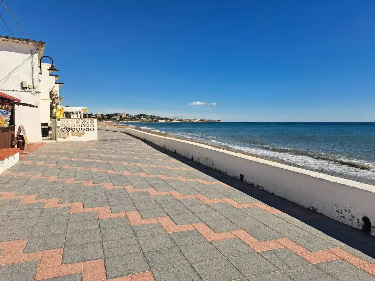 Vista exterior de Casa adosada en venda en Mijas amb Aire condicionat
