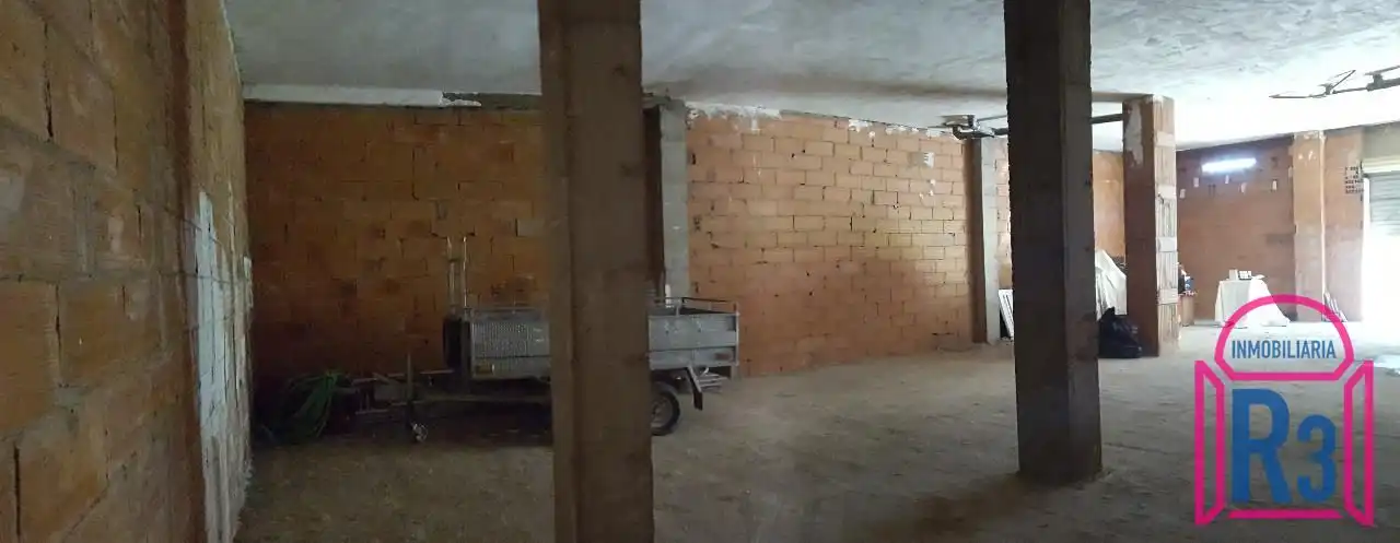 Local comercial en venda a Dama de Arintero, imagen 3
