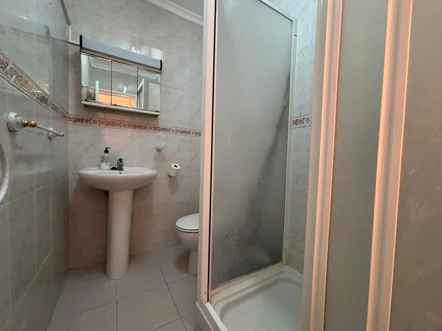 Bany de Estudi en venda en Benalmádena amb Terrassa, Moblat i Piscina comunitària