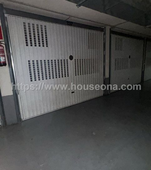 Foto 2 de Garaje de alquiler en Republica de Begoña, Atxuri, Bilbao