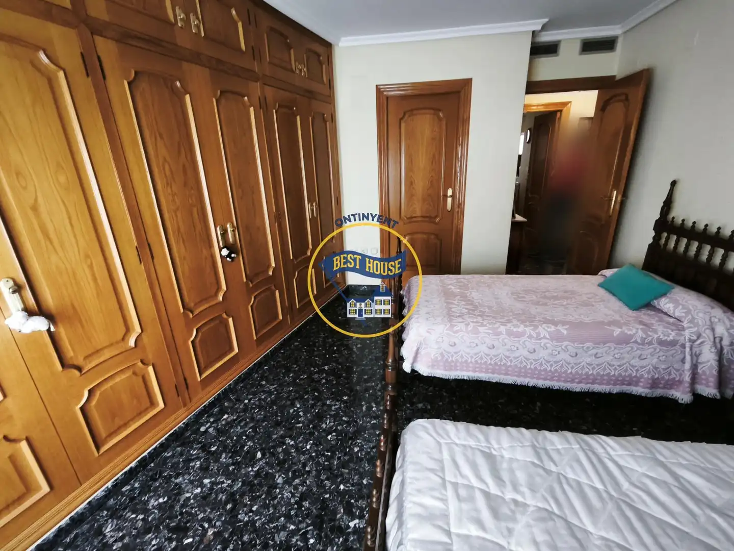 Habitación de Piso en venta en Ontinyent con Trastero, Amueblado y Balcón