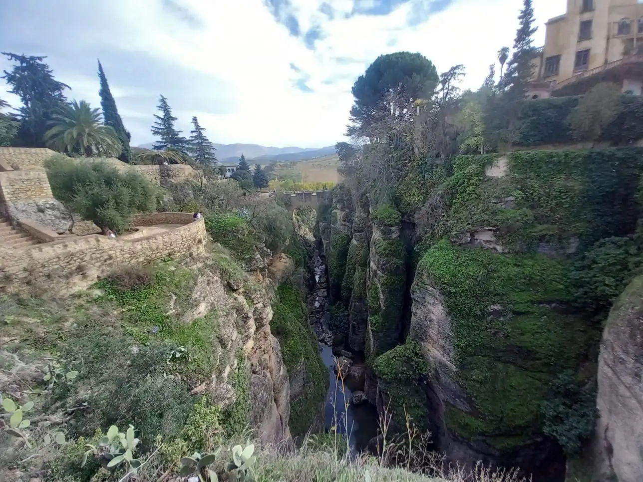 Vista exterior de Casa o xalet en venda en Ronda amb Aire condicionat, Calefacció i Terrassa