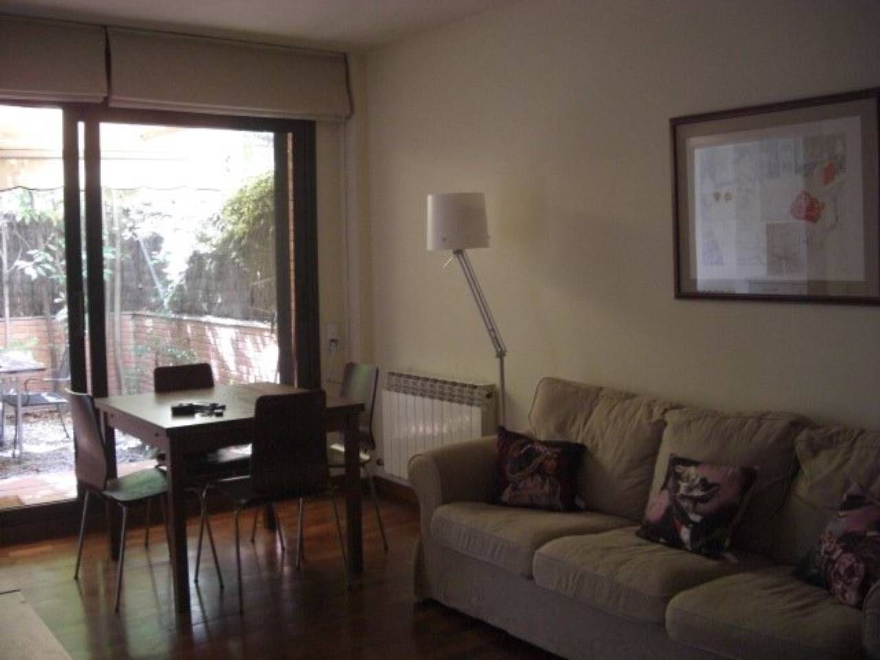 Sala d'estar de Pis de lloguer en Sant Cugat del Vallès amb Aire condicionat, Calefacció i Terrassa