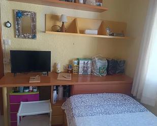 Schlafzimmer von Wohnung zum verkauf in  Albacete Capital mit Klimaanlage und Balkon