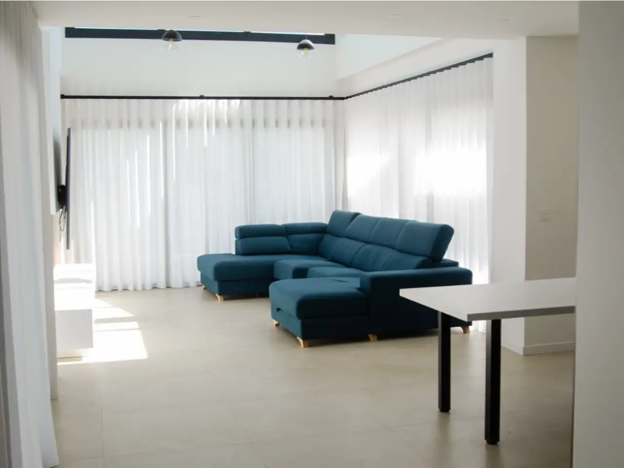 Sala d'estar de Casa o xalet en venda en Bétera amb Aire condicionat, Jardí privat i Terrassa