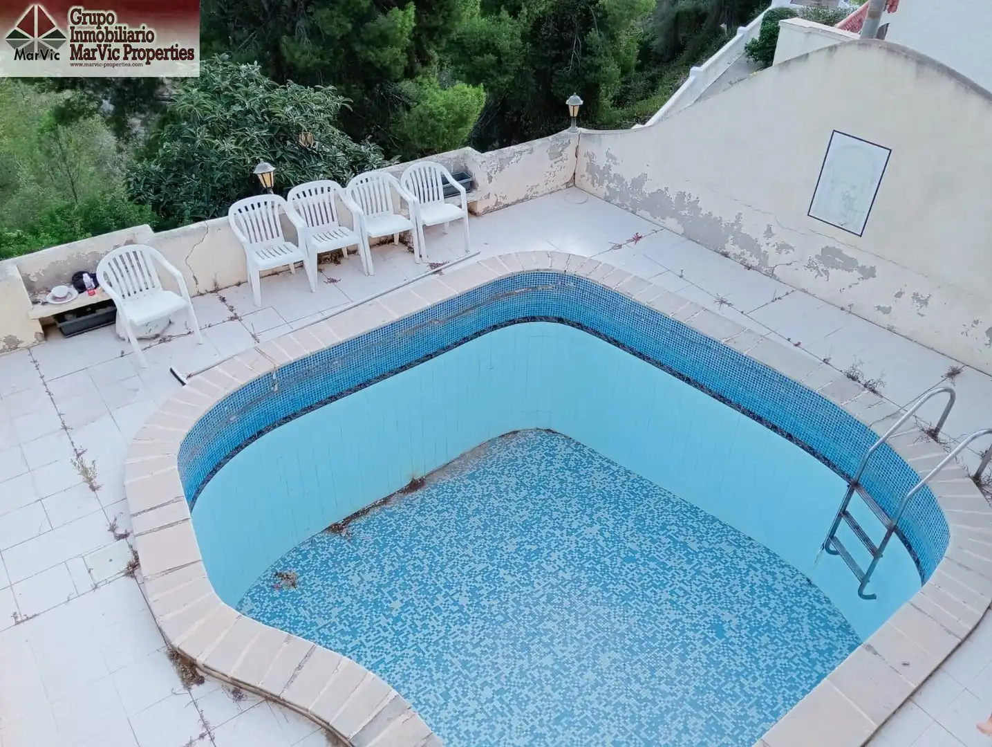 Piscina de Casa o chalet en venta en La Nucia con Terraza, Piscina y Amueblado