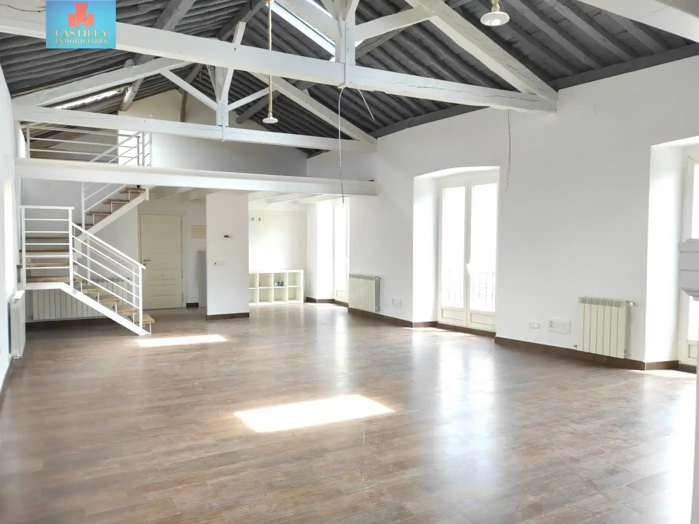 Wohnzimmer von Loft zum Verkauf in Ávila mit Heizung