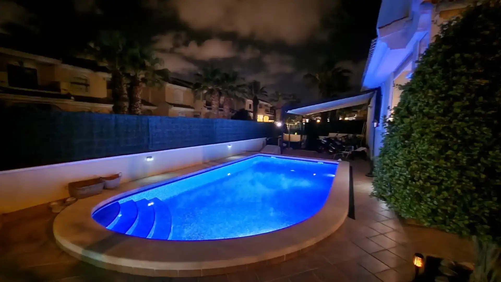Piscina de Casa o xalet en venda en Orihuela amb Aire condicionat, Piscina i Balcó