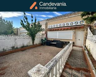 Exterior view of Single-family semi-detached for sale in San Mateo de Gállego  with Terrace