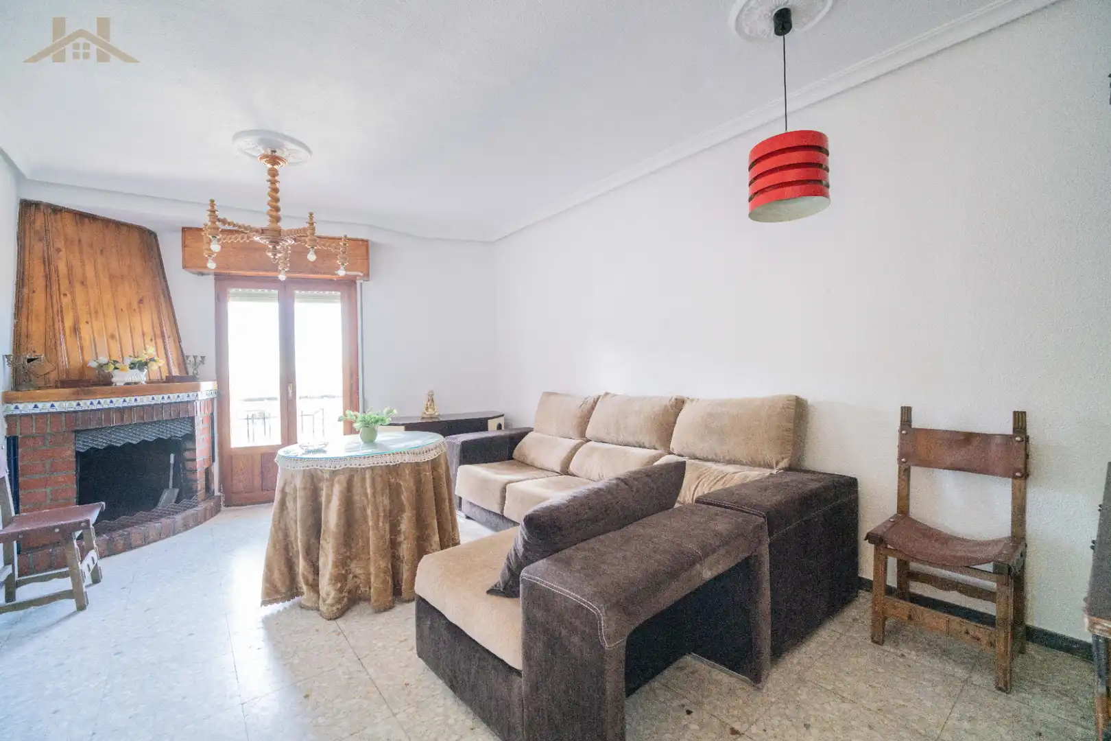 Sala de estar de Dúplex en venta en Almorox con Calefacción, Terraza y Amueblado