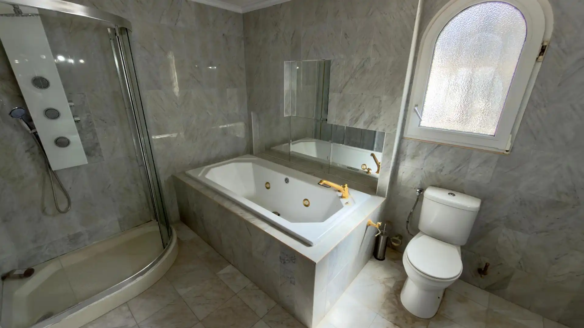 Bathroom of Houses for sale in Rincón de Loix