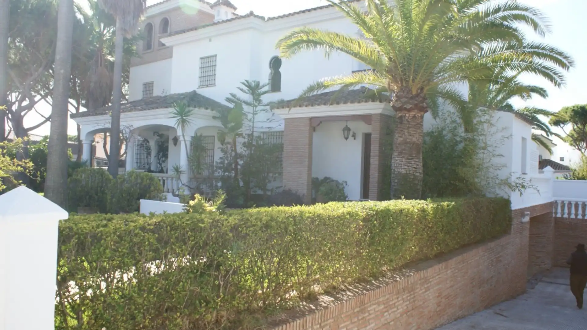 Exterior view of Houses for sale in Chiclana de la Frontera  with Community pool