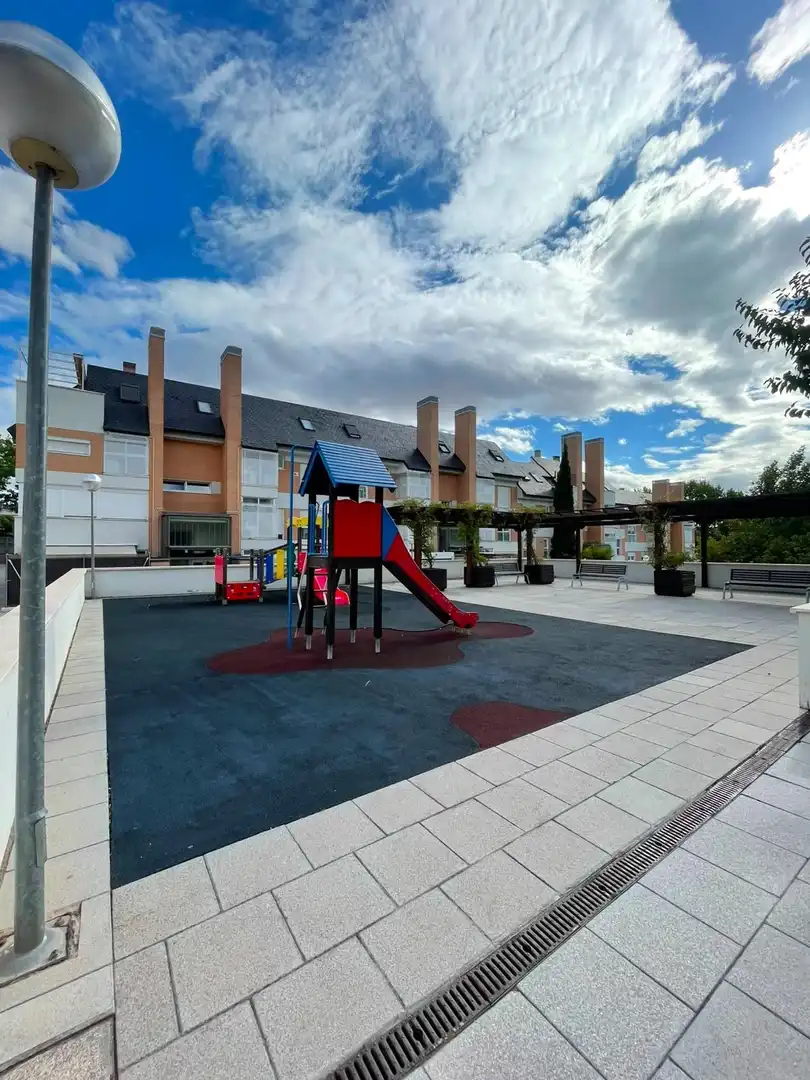 Terrasse von Wohnung zur Miete in Las Rozas de Madrid mit Klimaanlage, Heizung und Terrasse