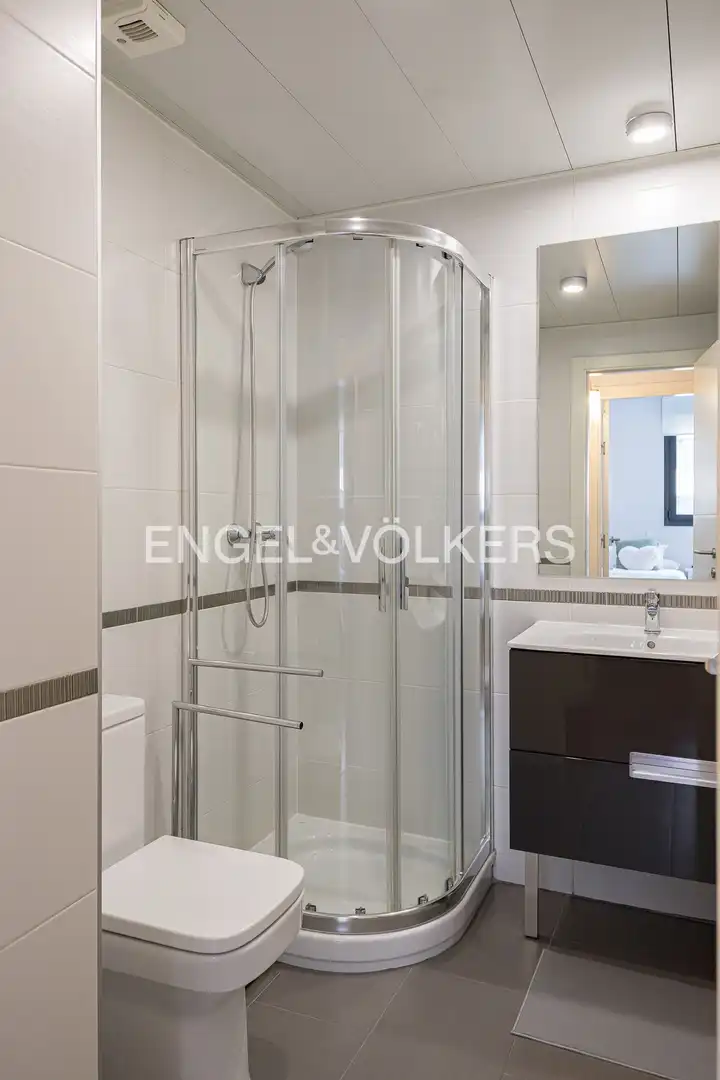 Flat for rent in Adelfas