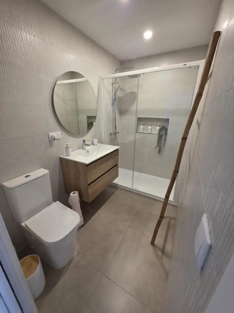 Bathroom of Apartments for rent in Punta Umbría