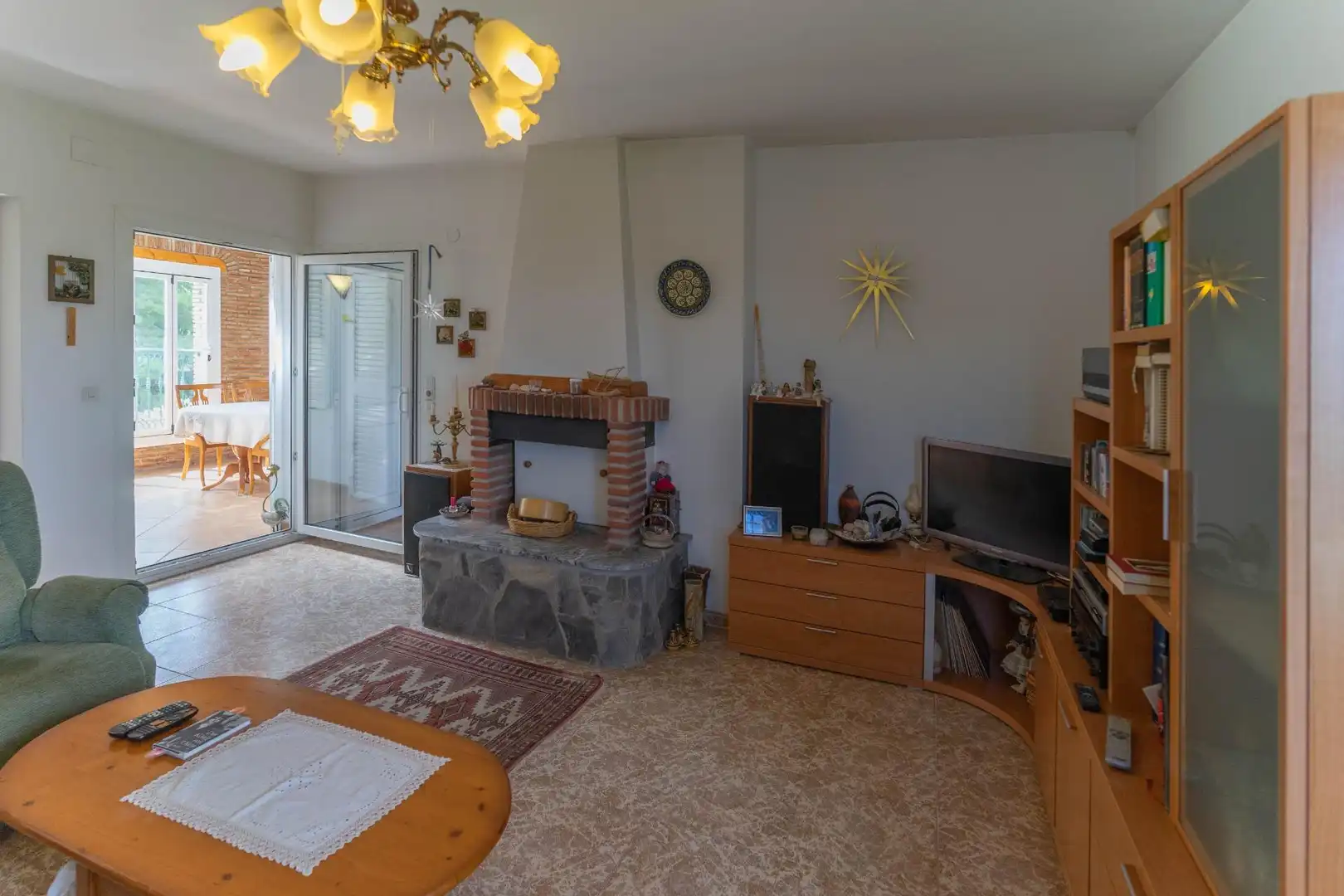 Wohnzimmer von Haus oder Chalet zum Verkauf in Alhaurín El Grande mit Klimaanlage, Privatgarten und Terrasse