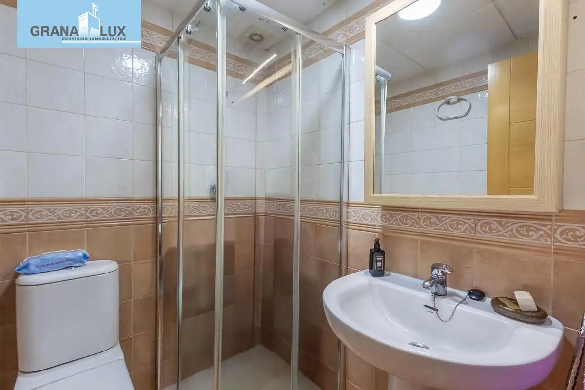 Baño de Dúplex en venta en Ronda