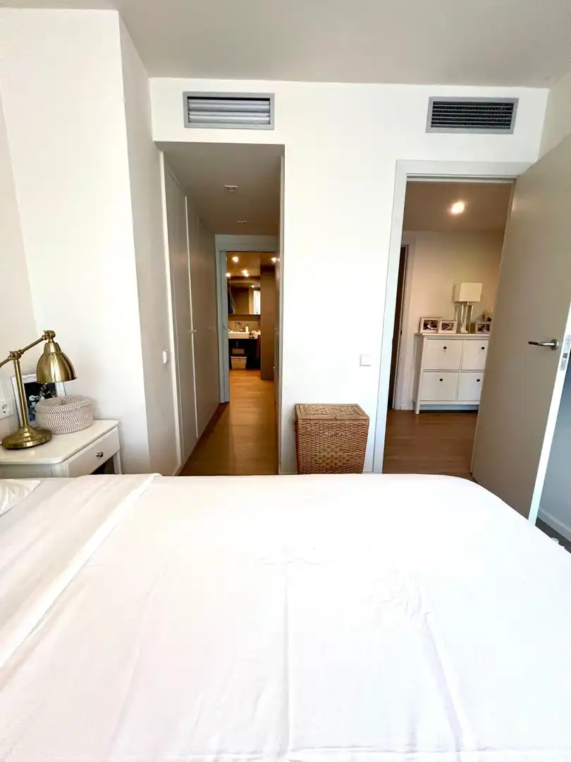 Schlafzimmer von Wohnung zur Miete in Barcelona mit Klimaanlage, Heizung und Parkett
