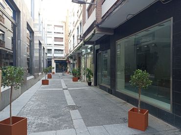 Local comercial de lloguer a Calle CONDE DE ROBLEDO 5