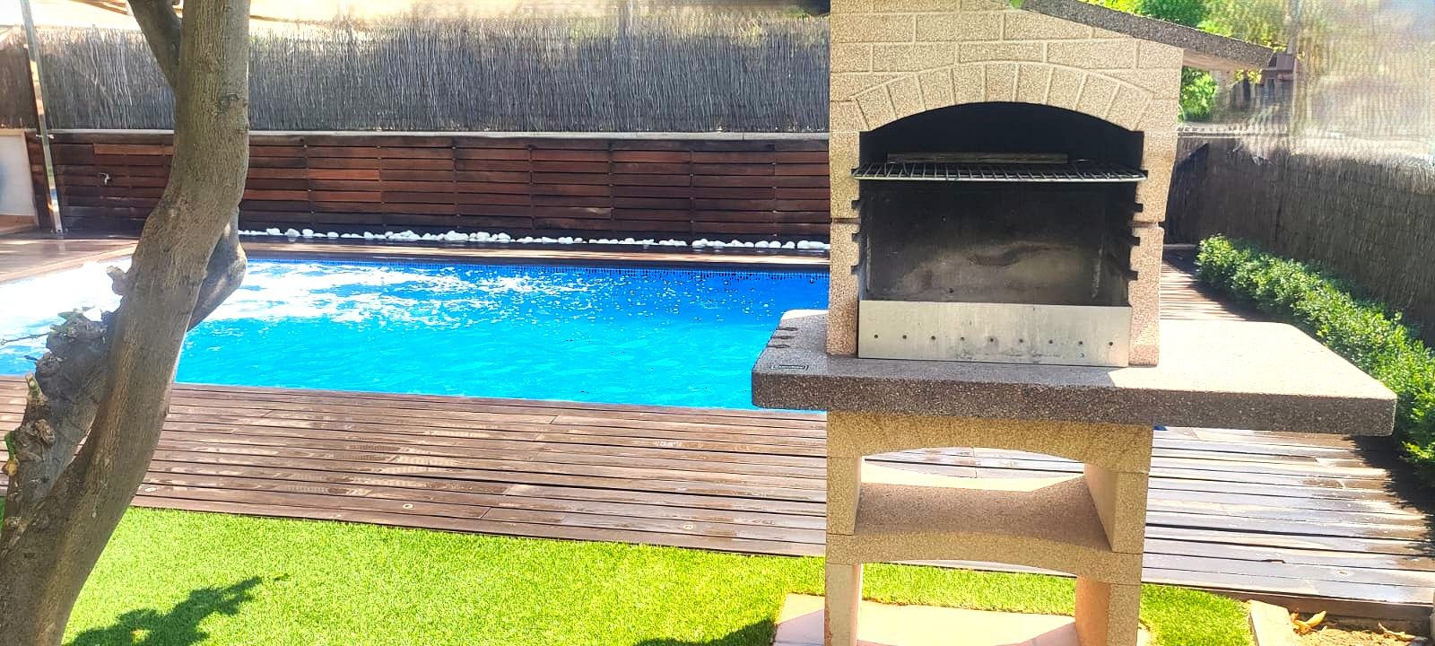Swimming pool of Planta baja for sale in El Prat de Llobregat  with Terrace and Swimming Pool