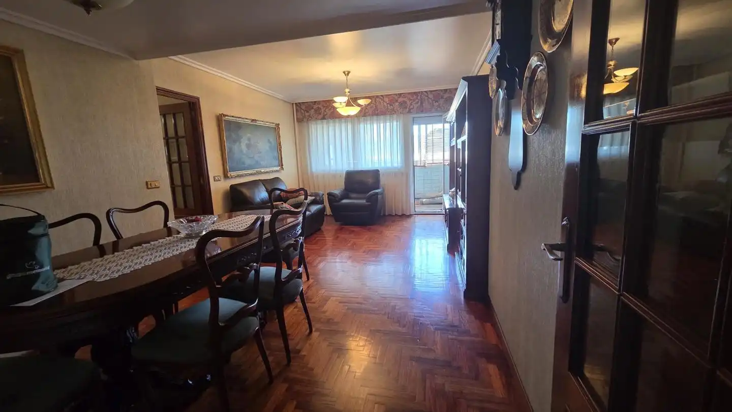 Living room of Flat for sale in Vigo   with Furnished